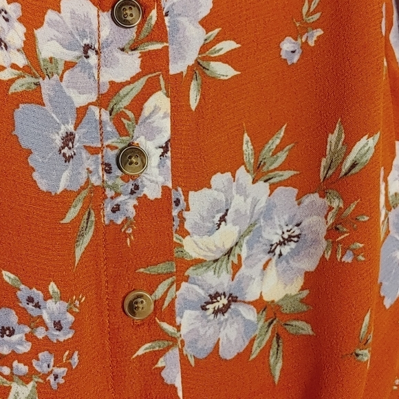 American Eagle Ladies tie front blouse - Picture 3 of 8